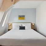 De La Couronne Hotel