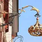 De La Couronne