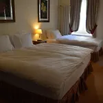 De La Couronne Hotel