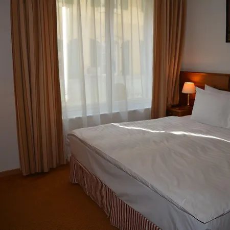 De La Couronne Otel 3*