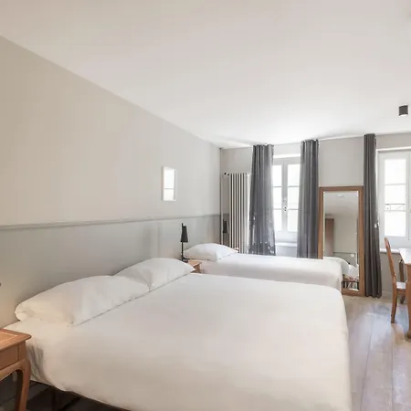 Otel De La Couronne 3*