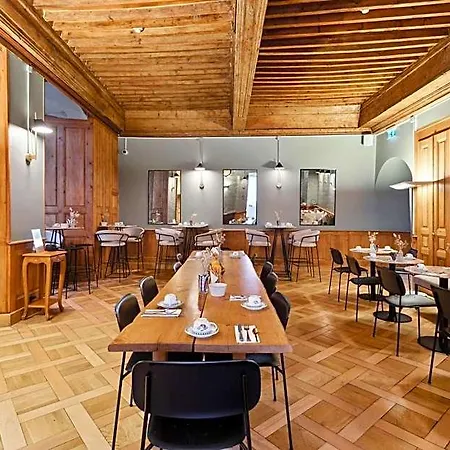 De La Couronne Otel Morges