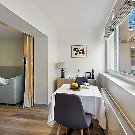 De La Couronne Otel Morges