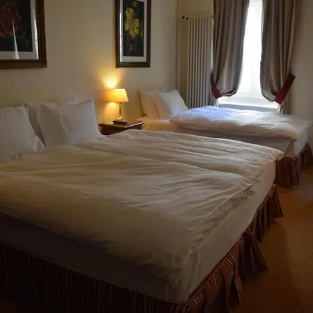 De La Couronne Hotel