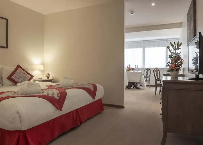 De La Couronne Otel Morges