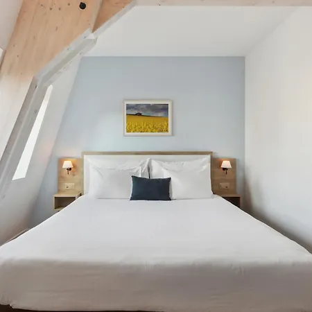 De La Couronne Hotel