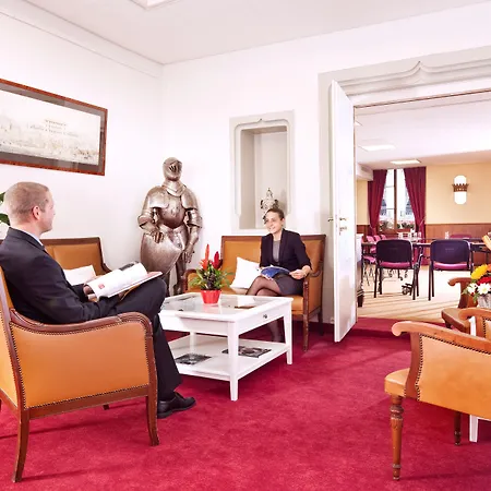 De La Couronne فندق مورغز