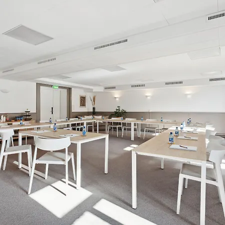 De La Couronne مورغز