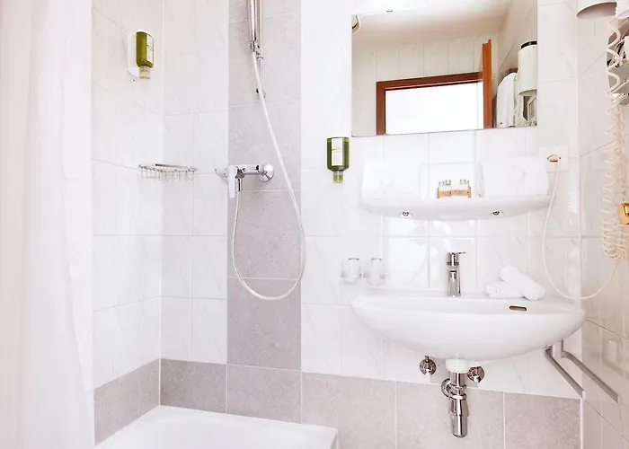 De La Couronne 3* مورغز