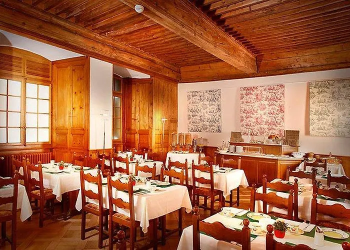 De La Couronne 3* مورغز